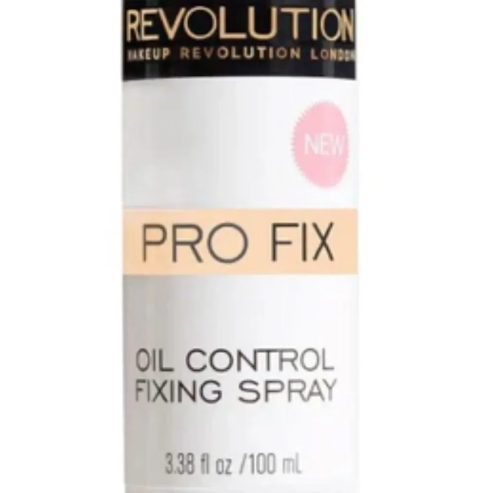 Revolution face make up fixing spray